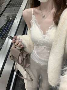 Áo hai dây ren có đệm mút, áo crop top ôm sát gợi cảm với phần lưng lưới, thích hợp mặc mùa hè, mặc lót hoặc mặc ngoài. - Màu be - Xem 3