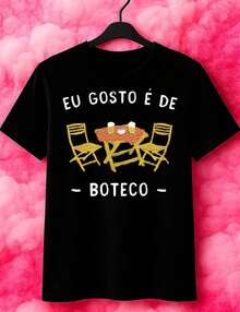 "I Like Football" Meme T-Shirt, Brazilian College Style, Exclusive Print, Versatile And Modern Design, Comfortable, Durable, And Stylish. 100% Cotton, Unisex, Plus Sizes, Casual T-Shirt For Men And Women, Streetwear, Casual Wear. Immediate Shipping. - 黑色 - 查看 4