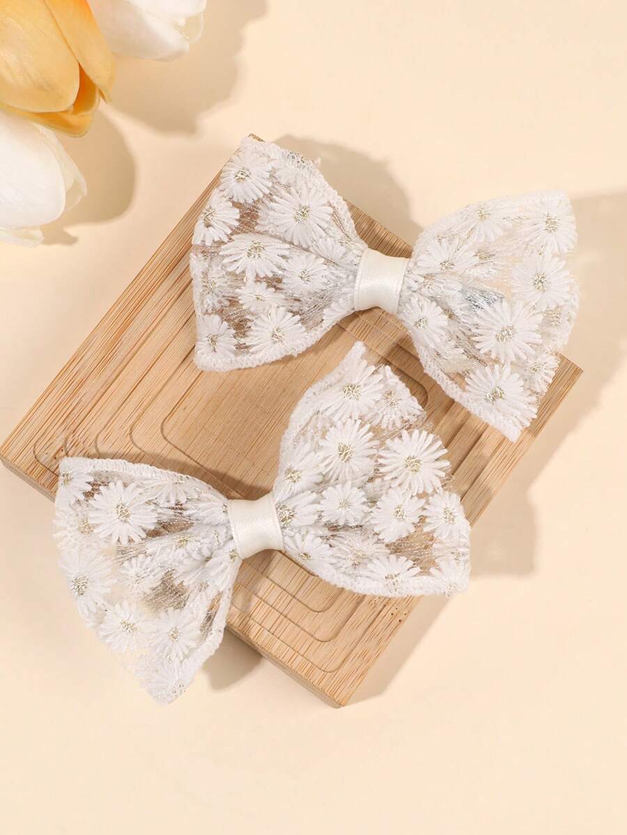 2pcs White Daisy Embroidered Mesh Bow Floral Lace Hair Clips, Elegant Butterfly Alligator Clips, Sweet Countryside Style Hair Accessories For Daily Wear & Party, Suitable For Teenagers - White - View 1
