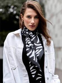 Women's Large Square Satin Scarf 90x90 Elegant Fashion Bandana For Hair And Neck - L7-preto - 查看 3