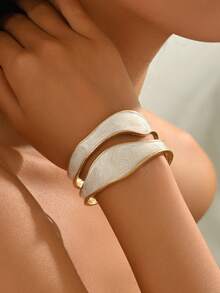 1pc Elegant French Lace White Enamel Bangle, Suitable For Daily Wear - White - View 1