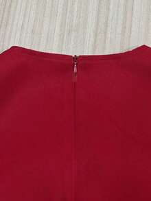 Vestido de mujer de unicolor, cuello redondo, ajustado, con lazo delantero y sin mangas - Rojo - Ver 6