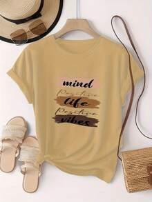 The Letter Prints With Visual Expressions Of Self-Motivation, Such As "Positive Mind," "Positive Life," And "Positive Vibes," Are Modern And Fashionable. This Simple And Versatile Women's Short-Sleeved T-Shirt With A Round Neck Is Suitable For Leisure, Travel, Vacations, And Other Activities. 2CBJ - 卡其色 - 查看 4