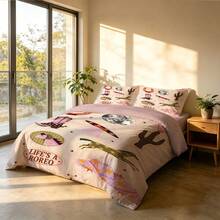 3件套粉色西部牛仔印花被套套装（1个被套+2个枕套，不含被芯），柔软亲肤，四季皆宜。加大双人尺寸，适合男孩、女孩和成人，是酒店、卧室、宿舍的理想之选。拉链封口，可机洗，也是馈赠佳品。 - 彩色 - 查看 7