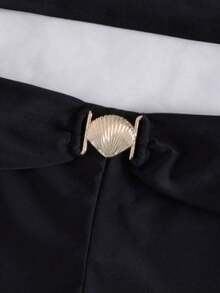 Conjunto de bikini bandeau elegante negro para mujer de Bonvoyette con tirantes desmontables, traje de baño de dos piezas con cintura alta estilizadora 2026 con adorno de concha, top bandeau y shorts tipo boy, ropa de playa minimalista y elegante para vacaciones de verano, resort y fiestas en la piscina - Negro - Ver 7