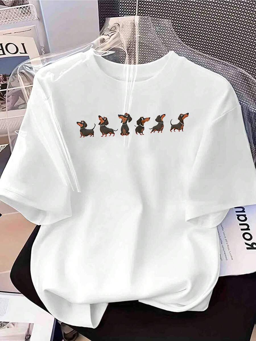 2026 Dam-T-shirt med inspirerande tecknad taxdesign – Rund halsringning – Lätt avslappnad topp för vår/sommar med fantasidesign och signaturcitat – Maskintvättbar och bekväm vardagskläder - Vitt - Visa 1