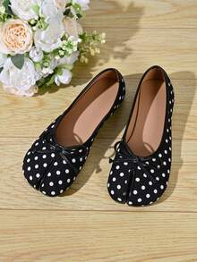 2026 Spring/Autumn New Toe Separator Shoes, Polka Dot, Tabi Shoes, Women's Flat Low Vamp Ballet Shoes, Slip-On Fashion Granny Shoes - Black and White Polka Dots - View 2