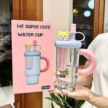 可愛卡通娃娃手把保溫杯 900ml 大容量水壺,附可拆式茶濾、清潔刷,可重複使用,適合旅行、運動、健身、辦公室、露營及各種場合,防漏防塵吸管蓋,密封防漏設計,不漏水,吸管附防塵塞 - 冰霸盃 - 查看 4