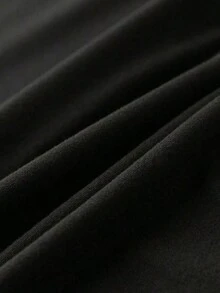 Women's Fashion Graphic Print Short Sleeve Tee, Round Neck T-Shirts, Casual Tops For Ladies With Rose, Strawberry, Flower, And Heart Prints, Casual Short Sleeve Printed T-Shirts For Women, Red Blouses For Women, Graphic Blouses For Women. 100% Cotton. Comfortable And Soft Short Sleeve T-Shirt For Everyday Wear. - 黑色 - 查看 5