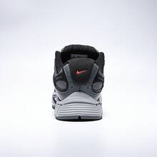 男款 NIKE V5 RNR SE 休閒運動鞋，低筒 IM6769-068 - 銀色 - 查看 4
