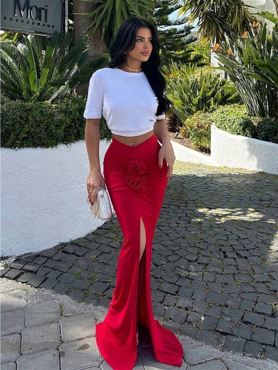 Falda larga ajustada roja con fruncido y abertura frontal, de poliéster, estilo casual, ideal para conjuntos de Año Nuevo. - Rojo - Ver 1