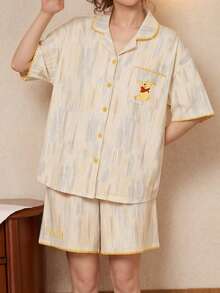 Gongdie Bộ đồ ngủ nữ Disney 2 món, bộ đồ ngủ ngắn mùa hè bằng cotton, họa tiết sọc mềm mại, chi tiết túi hoạt hình dễ thương với viền lượn sóng tương phản. - Màu be - Xem 4