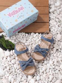 Girls Sandals Bow Decor Rivet Accent Sandals Toddler Kids Summer Beach Shoes Zapato Niña Sandalias Para Niñas Open Toe Adjustable Hook Loop Strap Flat Sole Retro Casual Style Comfortable Fit Zapatos Para Niñas Little Girls Sandals Rivet Detail Bow Design Daily Wear Outdoor Vacation School Sandalias Verano Playa Niña Calzado Infantil Retro Casual Punta Abierta Ajustable Suave Plano Antideslizante - Màu xanh lam - Xem 13