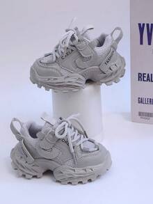 Fashionable, Comfortable, Versatile, Lightweight Children's Sports Shoes, Anti-Slip & Durable, Campus Style, Solid Color Sports Design, Molded Insole, Stable Fit, Suitable For Daily Wear - Grey - View 2
