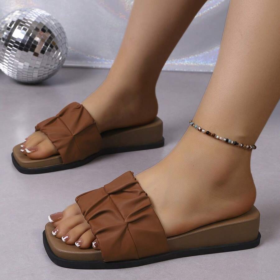 Women's Pleated Simple Solid Color Square Toe One-Strap Wedge Platform Casual Slide Sandals, Brown PU Material, Suitable For Daily Commute In Summer - Brown - View 1