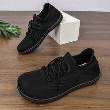 Fashionable Casual Sports Shoes, Breathable Mesh Sneakers For Women - Black - View 3