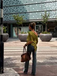 EAVA 女款不對稱披肩式披肩 寬鬆針織罩衫，夏季海灘度假休閒上衣 - 綠色 - 查看 5