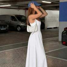 Vestido casual de mujer de un solo color con tirantes finos, adecuado para bodas en color blanco - Blanco - Ver 5