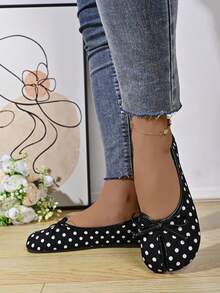 2026 Spring/Autumn New Toe Separator Shoes, Polka Dot, Tabi Shoes, Women's Flat Low Vamp Ballet Shoes, Slip-On Fashion Granny Shoes - Black and White Polka Dots - View 4