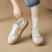 Zapatos casuales unisex, talla 36-45, zapatos casuales de mujer y zapatos deportivos de hombre, zapatos planos de suela blanda con cordones, zapatos cómodos y livianos de hombre para uso diario, de corte bajo,,,,,Zapatillas blancas de mujer, novedad de verano 2026, zapatillas deportivas casuales blancas vintage para combinar con faldas, zapatillas de entrenamiento alemanas. - P143143 Amarillo - Ver 3