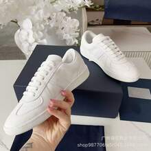 Zapatos casuales unisex, talla 36-45, zapatos casuales de mujer y zapatos deportivos de hombre, zapatos planos de suela blanda con cordones, zapatos cómodos y livianos de hombre para uso diario, de corte bajo,,,,,Zapatillas de entrenamiento alemanas de alta gama para mujer, nuevo modelo de verano 2026, zapatillas deportivas blancas planas con cordones versátiles, zapatillas deportivas de caña baja. - Blanco - Ver 2