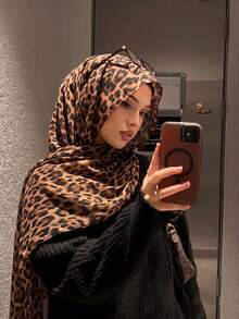 1pc Women's Scarf Bohemian Leopard Print Hijab, Lightweight & Breathable, Suitable For Daily Wear,Travel Essential,Holiday - Caramel - View 5