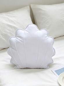 1pc INS Style Pure White Shell Shaped Throw Pillow, Soft & Skin-Friendly Material, Suitable For Healing Beach Style Living Room Sofa Decor, Bedroom Window Seat Backrest Cushion, 3 Size Options - White - View 1