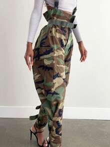 Magic Mia Women's Camo Print Two-Piece Outfit - Adjustable Suspender & High-Waisted Baggy Cargo Pants For Urban Street Outings,  Social Gatherings (Baggy Cargo Silhouette & Bold Camo Pattern) For Effortlessly Cool Stylish Looks - 迷彩 - 查看 3