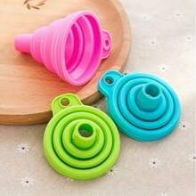 1/2pcs Foldable Funnel, Suitable For Water Bottle Liquid Transfer, Kitchen Tool, Kitchen Accessory - View 3