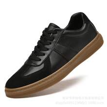 Zapatos casuales unisex, tallas 36-45, zapatos casuales para mujer y zapatos deportivos para hombre, zapatos planos con cordones de suela suave, zapatos de hombre cómodos y ligeros para uso diario, zapatillas de cuero de corte bajo y nueva colección en tallas grandes, zapatillas blancas, zapatos deportivos casuales de moda, zapatos de hombre de . - Negro - Ver 2