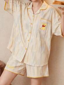 Gongdie Bộ đồ ngủ nữ Disney 2 món, bộ đồ ngủ ngắn mùa hè bằng cotton, họa tiết sọc mềm mại, chi tiết túi hoạt hình dễ thương với viền lượn sóng tương phản. - Màu be - Xem 9
