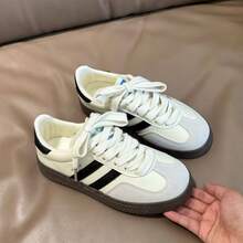 Women Skateboarding Shoes - Off White - View 2