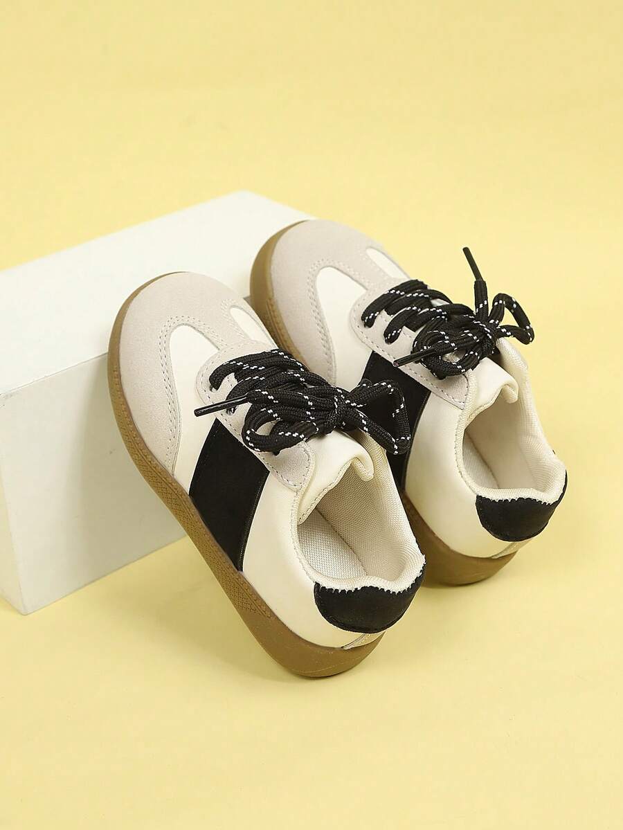 2026 New Kids Sports Shoes, Toddler Retro Casual Sneakers, Black & White Color Block, Non-Slip Rubber Sole, Lace-Up, Unisex School & Daily Wear Breathable Flat Shoes - White - View 1