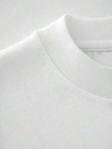 Representando el amor puro por papá las letras D con fresas diminutas y flores blancas sobre fondo rosa y una fresa roja con corazones blancos como la A central esta camiseta de hombre 100% algodón es el regalo perfecto que irradia cari?o paternal - Blanco - Ver 6