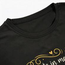 Short-Sleeved T-Shirt With Heart And Cross Print, Ideal For Wearing At Home, On The Street, In The Park, At A Cafe, Or In Church. Regular Fit, Casual Style, Comfortable And Breathable. - 黑色 - 查看 3