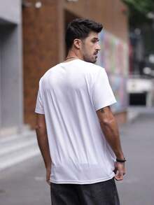 Men's Short-Sleeved Crew Neck T-Shirt With Print, Slim Fit Summer Casual Half-Sleeve, Modern And Comfortable Design, Urban Style, Printed Design, Casual T-Shirt, Basic T-Shirt, For Men And Women, For Couples - 藍色 - 查看 2