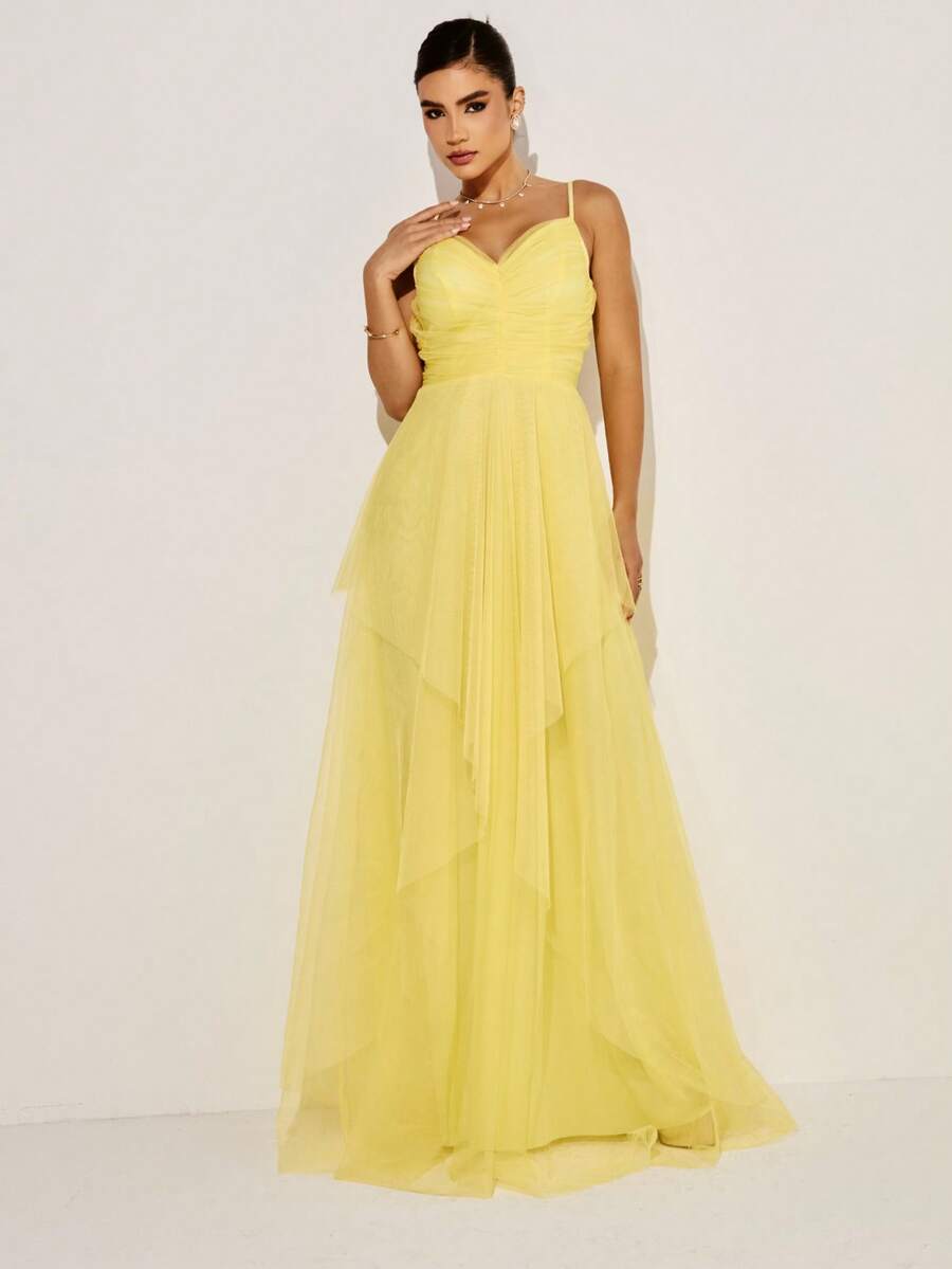 Women's Party Dress For Graduation And Bridesmaids At Weddings With A Gathered Bust, Without Glitter. - 黃色 - 查看 1
