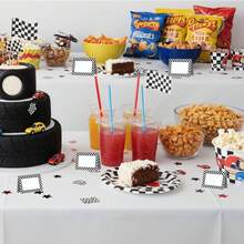 25/50 piezas Tarjetas de mesa con tema de carreras, tarjetas de mesa para fiesta de cumpleaños con patrón de cuadros blancos y negros, tarjetas de papel plegadas de 3.5in X 2.5in para nombres, etiquetas de alimentos, buffet de fiesta de cumpleaños - A - Ver 4