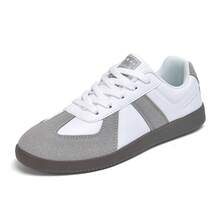 Zapatos casuales unisex, talla 36-45, zapatos casuales de mujer y zapatos deportivos de hombre, zapatos planos de suela blanda con cordones, zapatos cómodos y livianos de hombre para uso diario, de corte bajo,,,,,Nuevas zapatillas de entrenamiento alemanas para mujer, primavera 2026, zapatillas retro versátiles estilo , zapatillas deportivas blancas de suela gruesa, zapatillas casuales, zapatillas para hombre. - 157 Blanco y negro - Ver 8