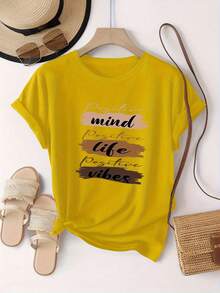 The Letter Prints With Visual Expressions Of Self-Motivation, Such As "Positive Mind," "Positive Life," And "Positive Vibes," Are Modern And Fashionable. This Simple And Versatile Women's Short-Sleeved T-Shirt With A Round Neck Is Suitable For Leisure, Travel, Vacations, And Other Activities. 2CBJ - 黃色 - 查看 4