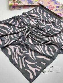 Women's Large Square Satin Scarf 90x90 Elegant Fashion Bandana For Hair And Neck - L7-Cinza - 查看 7