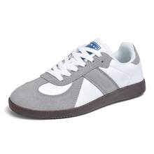 Zapatos casuales unisex, talla 36-45, zapatos casuales de mujer y zapatos deportivos de hombre, zapatos planos de suela blanda con cordones, zapatos cómodos y livianos de hombre para uso diario, de corte bajo,,,,,Nuevas zapatillas de entrenamiento alemanas para mujer, primavera 2026, zapatillas retro versátiles estilo  zapatillas deportivas blancas de suela gruesa, zapatillas casuales, zapatillas para hombre. - 158 Blanco Gris - Ver 13