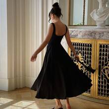 2026 Spring Summer New Women Elegant Solid Square Neck Sleeveless Waist Cinching Strap Dress Casual Bodycon Midi  Beach Vacation Outfit - 黑色 - 查看 3
