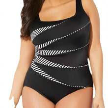 Women's Plus Size Printed One-Piece Swimsuit - Hibiscus (New) - View 5