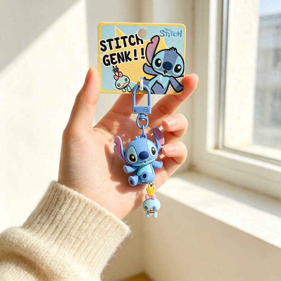 MINISO Disney Stitch 坐姿造型鑰匙圈，可愛卡通人物包飾吊飾，附 Scrump 吊墜與夾扣鉤，背包手提包配件，開學季禮物 - 樣式 1 - 查看 1