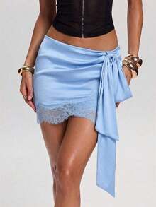 Minifalda elegante de mujer con parches de encaje y cintura con lazo, para verano - Celeste - Ver 4