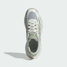 Adidas 女款厚底跑步鞋，訓練健身運動休閒跑步鞋 JR6993，春秋款 - 白色/淺金色/漢玉白色 - 查看 5