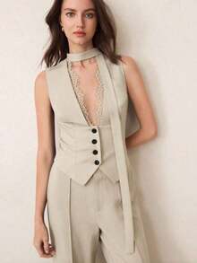 AYYBizChic Chaleco con cuello en V, recorte de encaje, parche delantero con botones y lazo en la cintura para mujeres, versátil para la oficina, ocasiones formales, elegante para el transporte urbano, uso casual diario, retro romántico de los 90, fiestas, graduaciones, invitados de boda, damas de honor, anfitrionas, salidas, eventos sociales, conciertos, brunches, aeropuertosAYY - Albaricoque - Ver 3