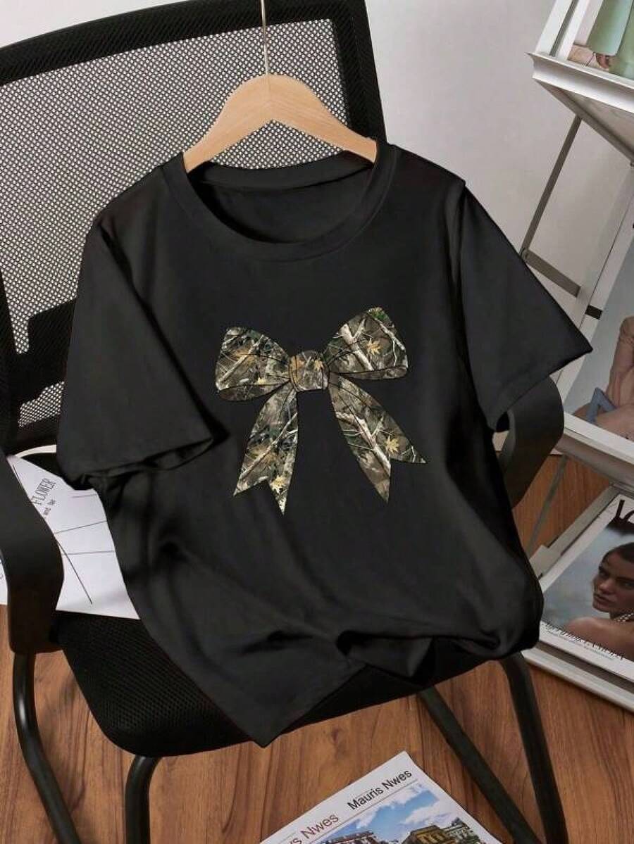 Looks de primavera ou...? (Apenas a camiseta de manga curta mostrada na imagem está disponível) Camiseta básica casual de gola redonda para adolescentes com estampa gráfica. Ou, para uso diário, camiseta casual simples, blusa fresca de verão, versátil e estilosa. - Preto - Ver 1