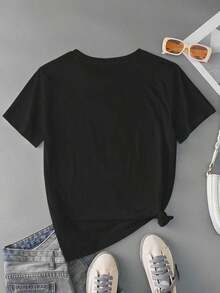 Conçu spécifiquement pour la Fête de la Fête des Pères, le T-shirt minimaliste à manches courtes et col rond imprimé pour femmes  est exclusif à la Fête de l'Indépendance et à la Déclaration d'Indépendance, un T-shirt d'été tendance pour femmes. - Noir 2 - Voir 3